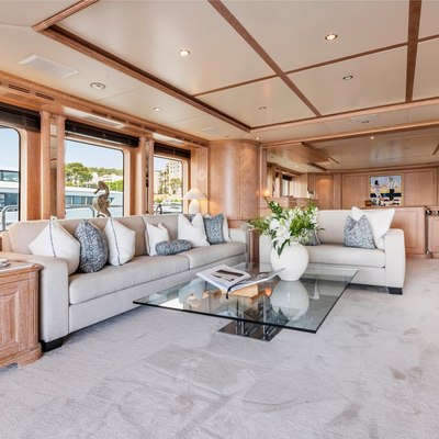 Soho Yacht 13