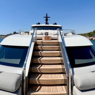 Flori Yacht 12