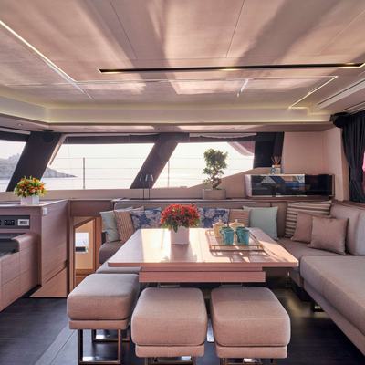 Aphaea Yacht 11