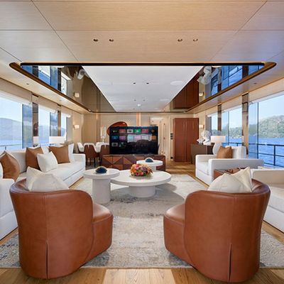 Lady Luna Yacht 12