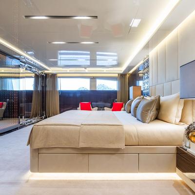 Blue Moon Yacht 14