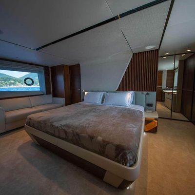 Ahava IV Yacht 12