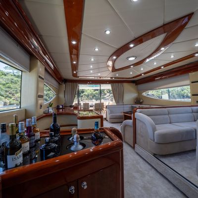 Coral Yacht 12