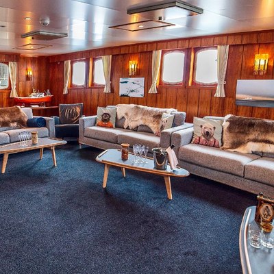 Polarfront Yacht 11