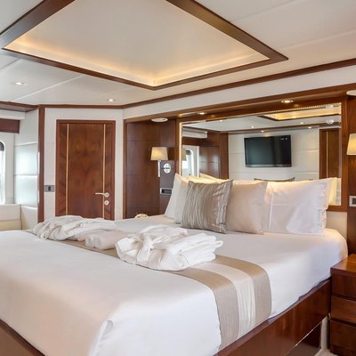 Mia Kai Yacht 9