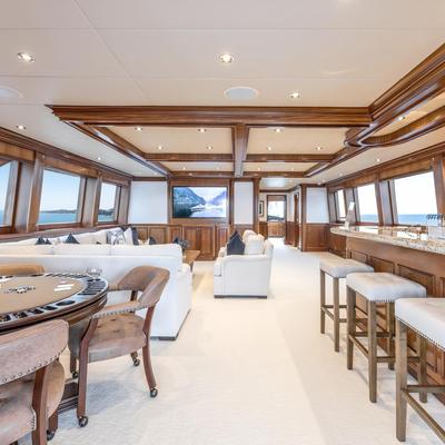 Sanibella Yacht 12