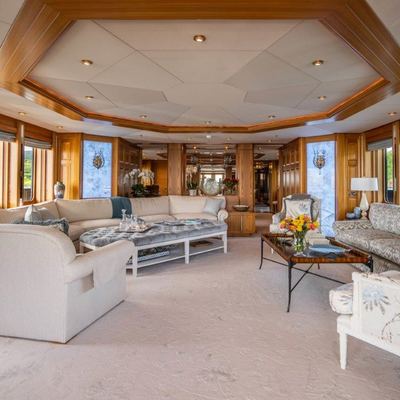 Valentina Yacht 11