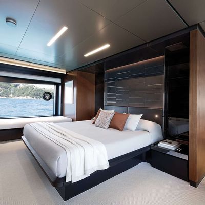 Icona Yacht 14