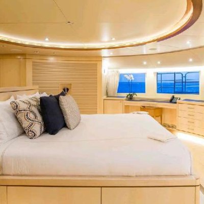 Arthur's Way Yacht 15