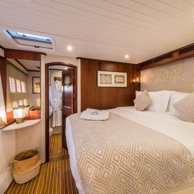 Ombre Blu 3 Yacht 15