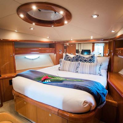 Lion Yacht 14