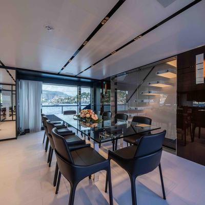 Tasty Waves Yacht 12