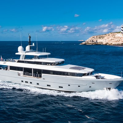50 guest yacht