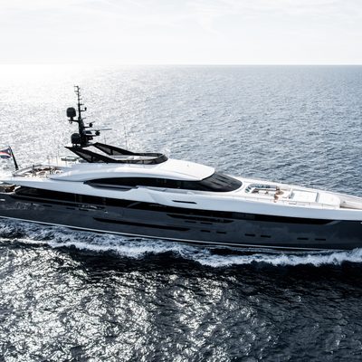 UTOPIA IV Yacht Charter Price - Rossinavi Luxury Yacht Charter