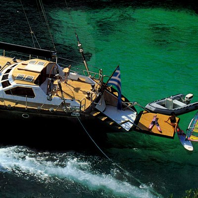 WIND OF CHANGE Yacht Charter Price (ex. Onyx) - Brooke Marine Luxury ...