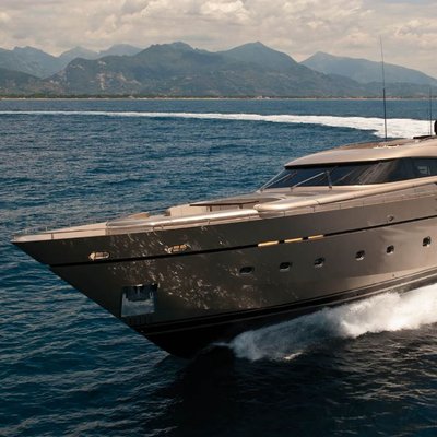 FIVE WAVES Yacht Charter Price - AB Yachts Luxury Yacht Charter