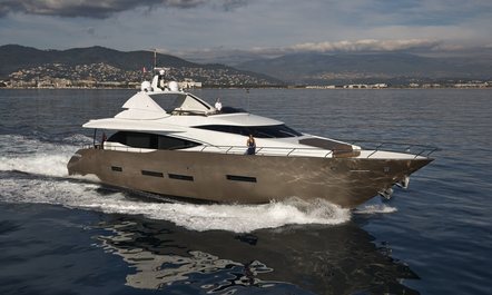 M/Y QUANTUM Drops Rate for French Riviera Charter