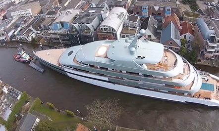 VIDEO: A Closer Look at Hybrid Charter Yacht SAVANNAH