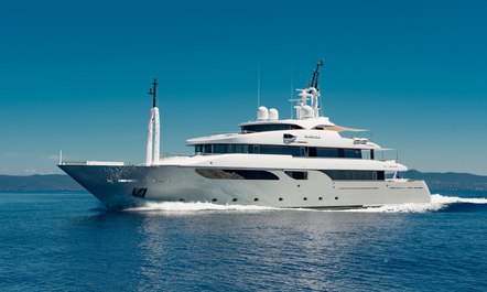 Croatia charter special: Charter yacht RARITY offers no delivery fees