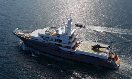 M/Y ‘Planet Nine’ available to charter in the Mediterranean this summer