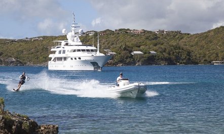 M/Y STARFIRE To Attend Fort Lauderdale Boat Show