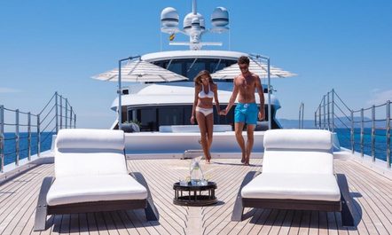10 of the Best Motor Yachts Available For Charter in 2017