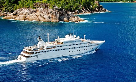 90m charter yacht LAUREN L available for the 2022 Fifa World Cup in Qatar