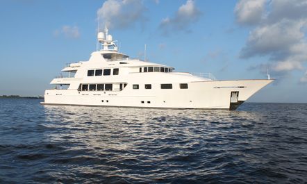 New England charter special: 142ft (43m) motor yacht AQUASITION with remaining dates in August