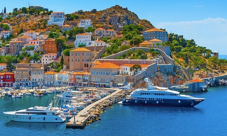 Where To Charter A Luxury Yacht In Greece This Fall