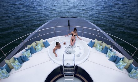 Escape to Thailand for New Year's on M/Y ‘Ocean Emerald’ 