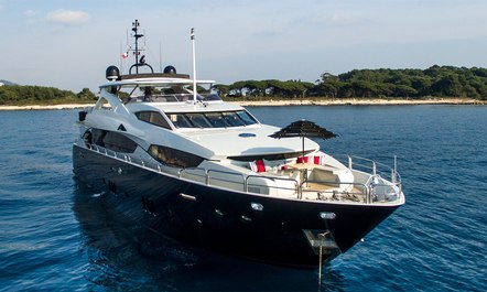 M/Y EMOJI Opens for Charter in France and Italy