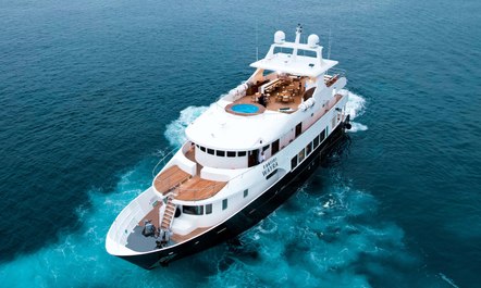 Experience the best of Costa Rica onboard charter yacht KONTIKI WAYRA