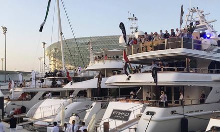 Superyachts Flock to the Abu Dhabi Grand Prix 2016