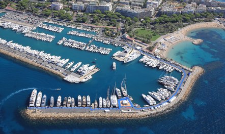 VIDEO: Day 1 at the Cannes Yachting Festival 2017