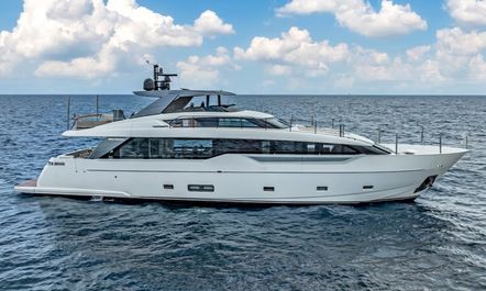 Sanlorenzo superyacht NOTYNOG launches onto Mediterranean yacht charter fleet