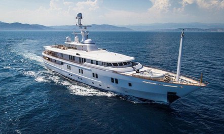 Superyacht ‘New Sunrise’ Joins Charter Fleet
