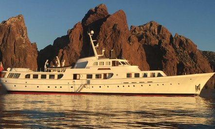 Outstanding Offer: 2 weeks for the price of 1 for June Mediterranean yacht charters aboard SECRET LIFE