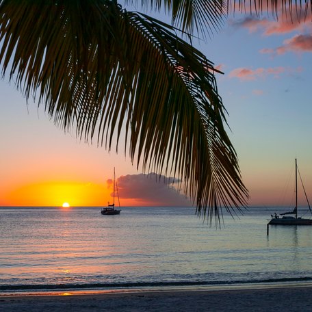 Sunset on the horizon in the Leeward Islands