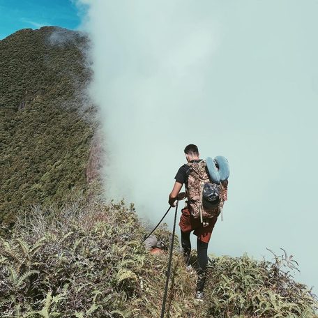 Tahiti - Mount Aorai hiking