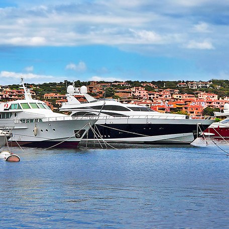 Superyacht charters at anchor by Sardinia