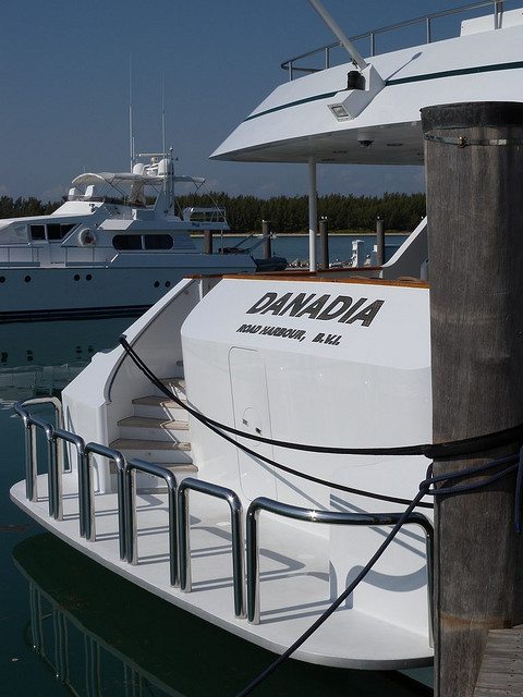 danadia yacht