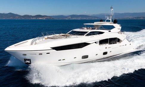 SUNSEEKER Yacht Charters - View ALL yachts for 2024/2025