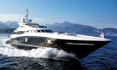 Luxury Motor Yachts for Charter | YachtCharterFleet
