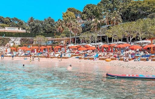 Saint Jean Cap Ferrat - Plage de Passable beach loungers