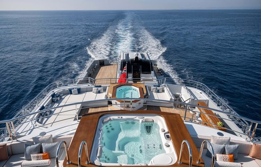 charter yacht victorious jacuzzi