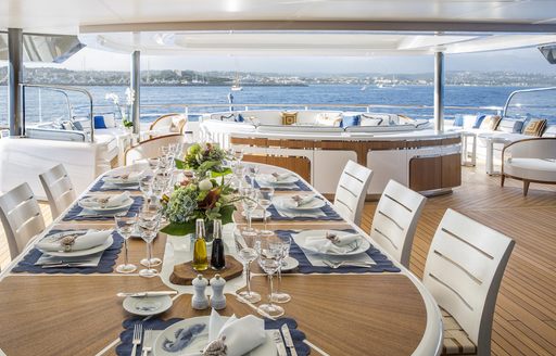 Alfresco dining onboard MY Madsummer