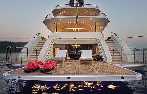 motor-yacht-babas-beach-club