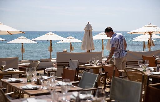 La Reserve a la Plage St Tropez dining area
