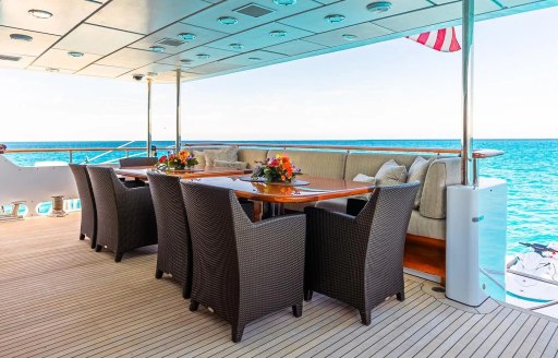 Private yacht charter LEVERAGE exterior dining area
