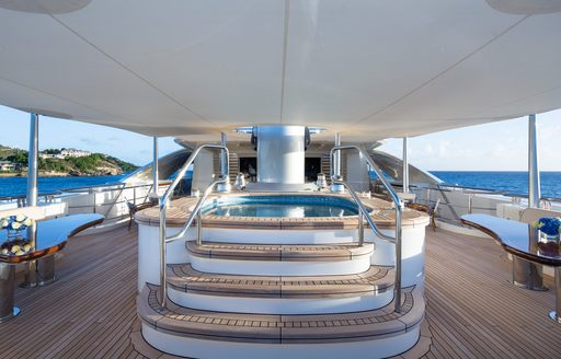 Charter yacht BLACK PEARL deck Jacuzzi